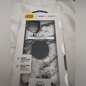 iPhone 11 otterbox case